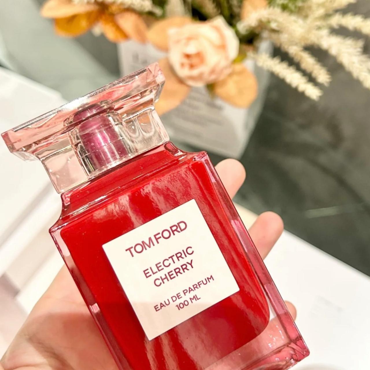 TOM FORD  Electric Cherry Eau de Parfum (100ml)